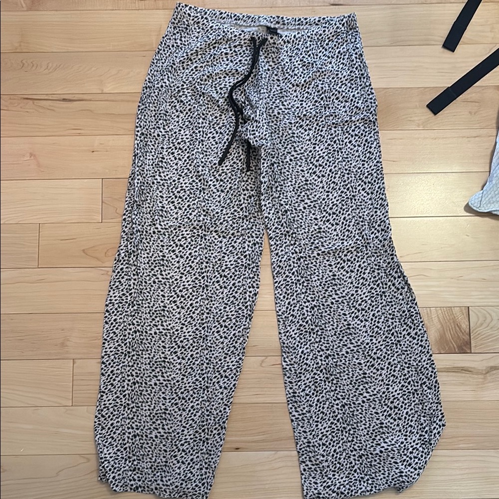 Victoria’s Secret Lounge Leopard Flare Pant